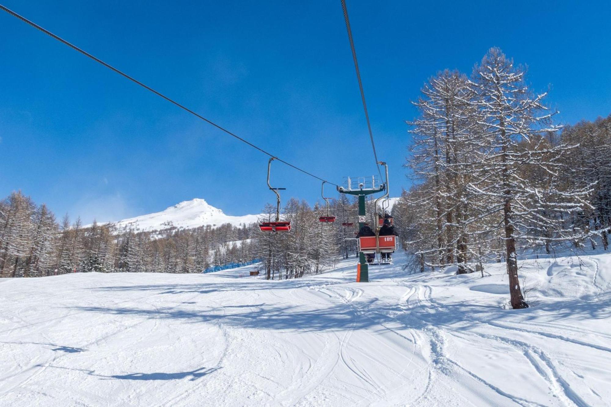 Rebecca'S House Few Steps From Skiing - Happy Rentals Bardonecchia Exterior photo